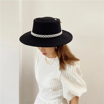 Women's Pearl Chain Fedora High Fashion with Pearl Pins Bump Cap Black White Autumen Winter Ladies Fedoras Wide Brim Girl Hat