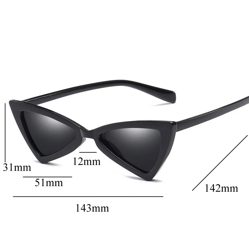 2024 Fashion Butterfly Sunglasses Women Brand Designer Cool Small Frame Cat Eye Sun Glasses Vintage Black Triangle Shades UV400