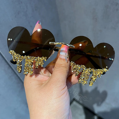 2023 Fashion Designer Heart sunglasses women Retro Remiless Bling Personality Sunglasses Party UV400 Eyewear lentes de sol mujer