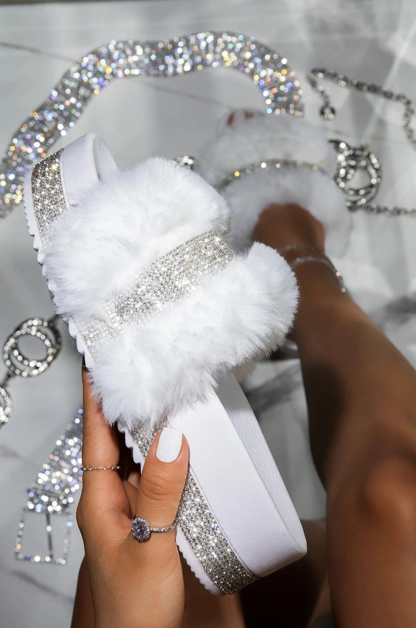 Women Fur Rhinestone Slippers Platform Wedges Without Heel Fluffy Furry Slides Flat Flip Flops Shoes Ladies Shiny Bling