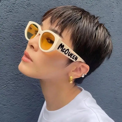 Alphabet graffiti small frame sunglasses 2024 new letter decorative sunglasses retro personalised glasses fashionable wearing