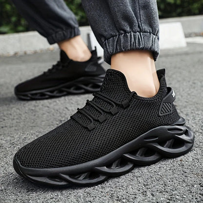 Black Shoes Men Casual Sneakers Mesh Breathable Shoes Male Running Trainers Man Sports Shoes Lightweight Vulcanize Shoes Plus Si