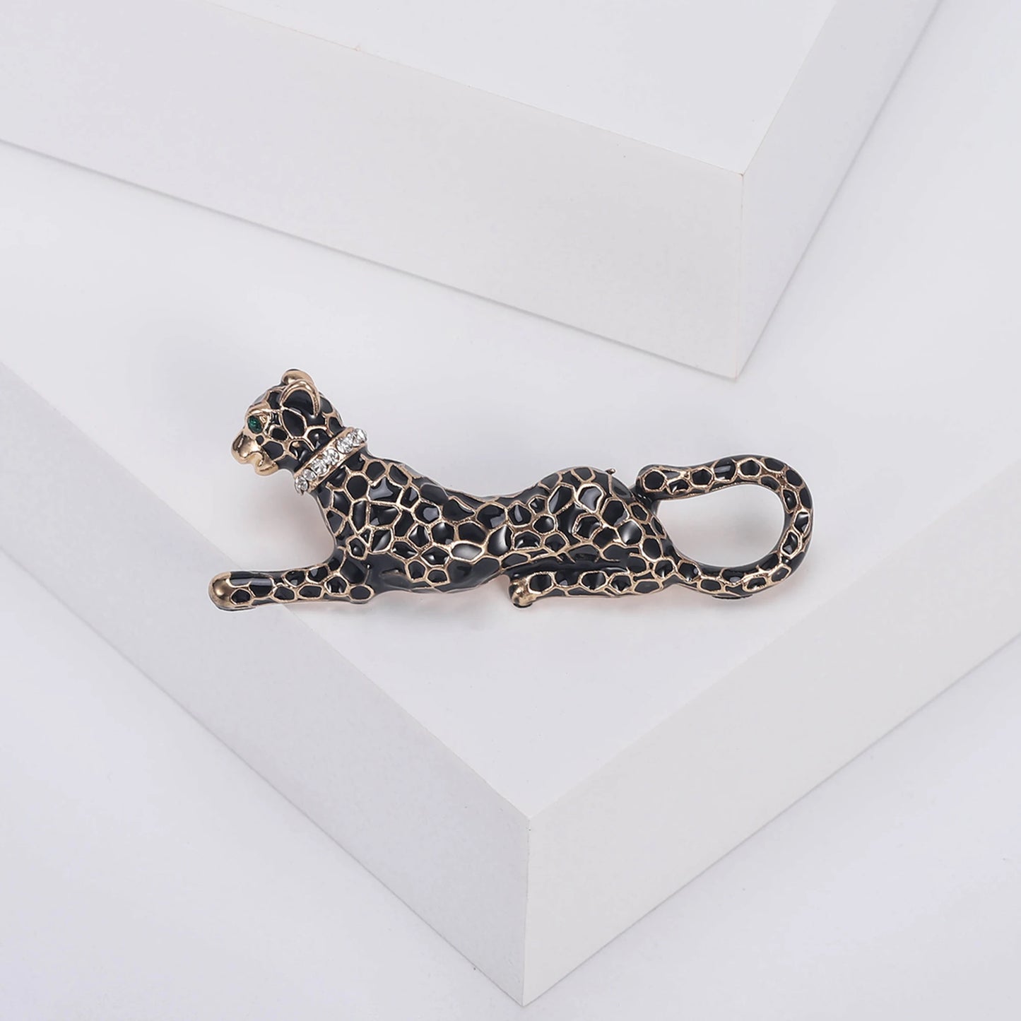 Women's Rhinestone Leopard Brooches Unisex Animal Pins 4-Color Office Party Casual Accessories Gifts