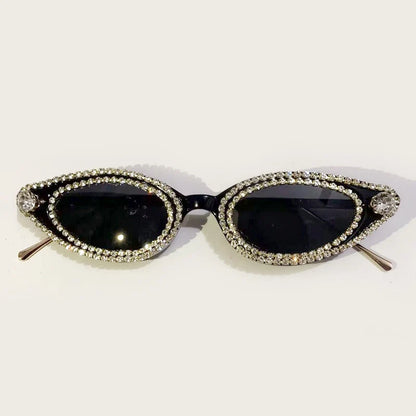 Unique Diamond Fashion Sunglasses Women Luxury Rhinestone Cat Eye Eyewear Female Trend Small Frame Ladies Sun Glasses UV400