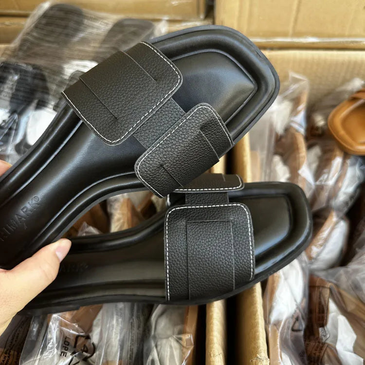 Women Fashion Slippers Summer Outdoors Beach Slippers Soft Flats Home slippers Female Luxury Leather Sandals Casual Slides Shoes