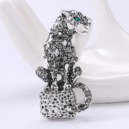 Women's Rhinestone Leopard Brooches Unisex Animal Pins 4-Color Office Party Casual Accessories Gifts