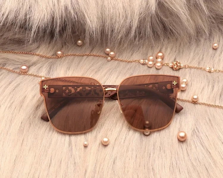 2024 new top luxury fashion sunglasses for women trendy street style quality anti-ultraviolet sunglasses(DS-8829)