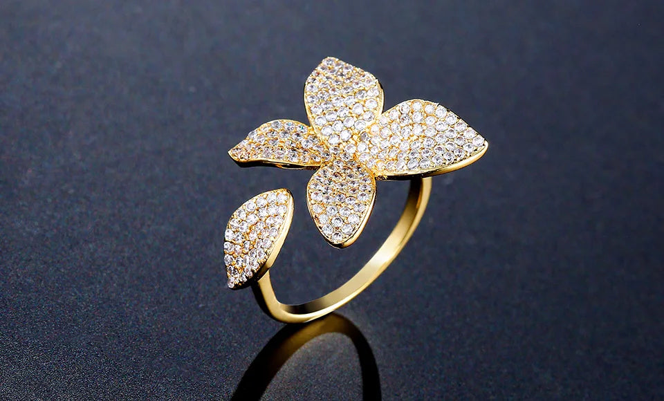 ZAKOL Luxury Sparkling Leaf Flower Micro-paved Zirconia Open Rings for Women Delicate Bridal Wedding Jewelry RP2034